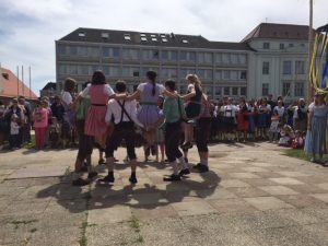 Saalbacher Vortänze zum Bandltanz, Engeltragen